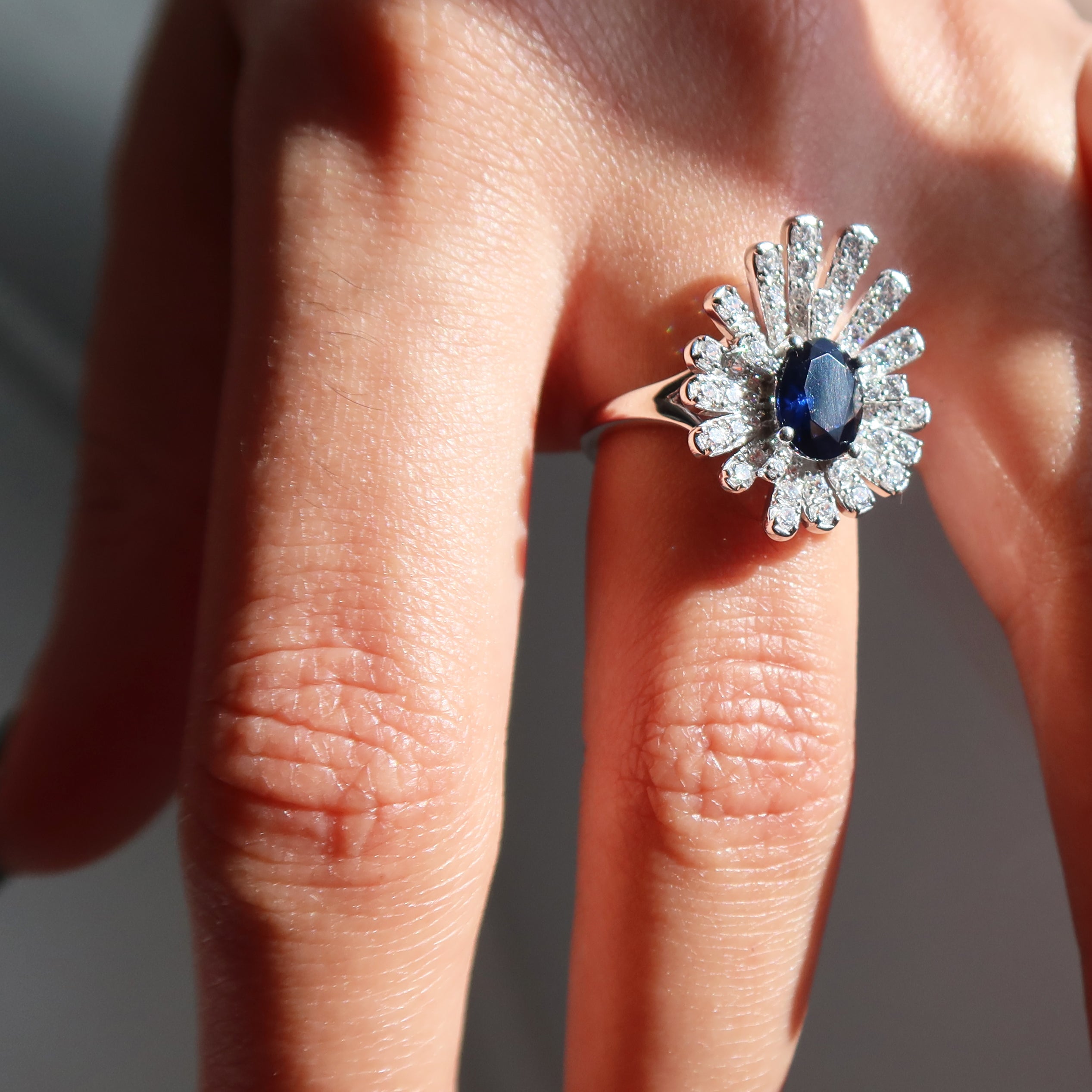 Royal Tanzanite Diamond Ring