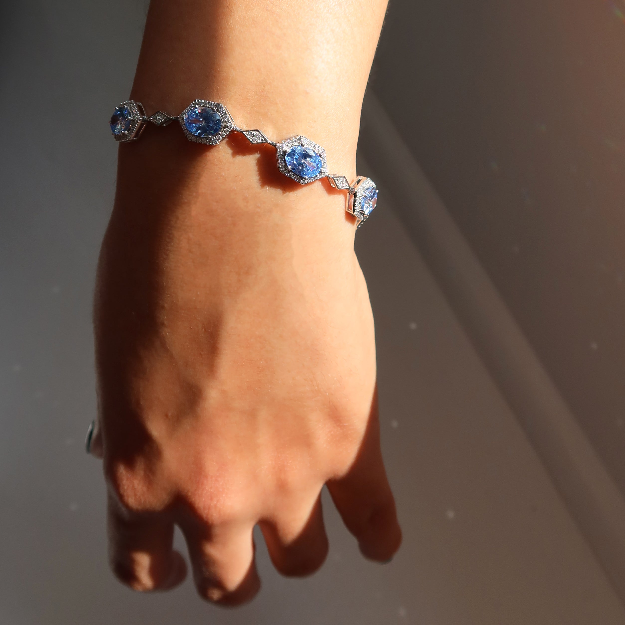 Windsor Tanzanite & Diamond Bracelet