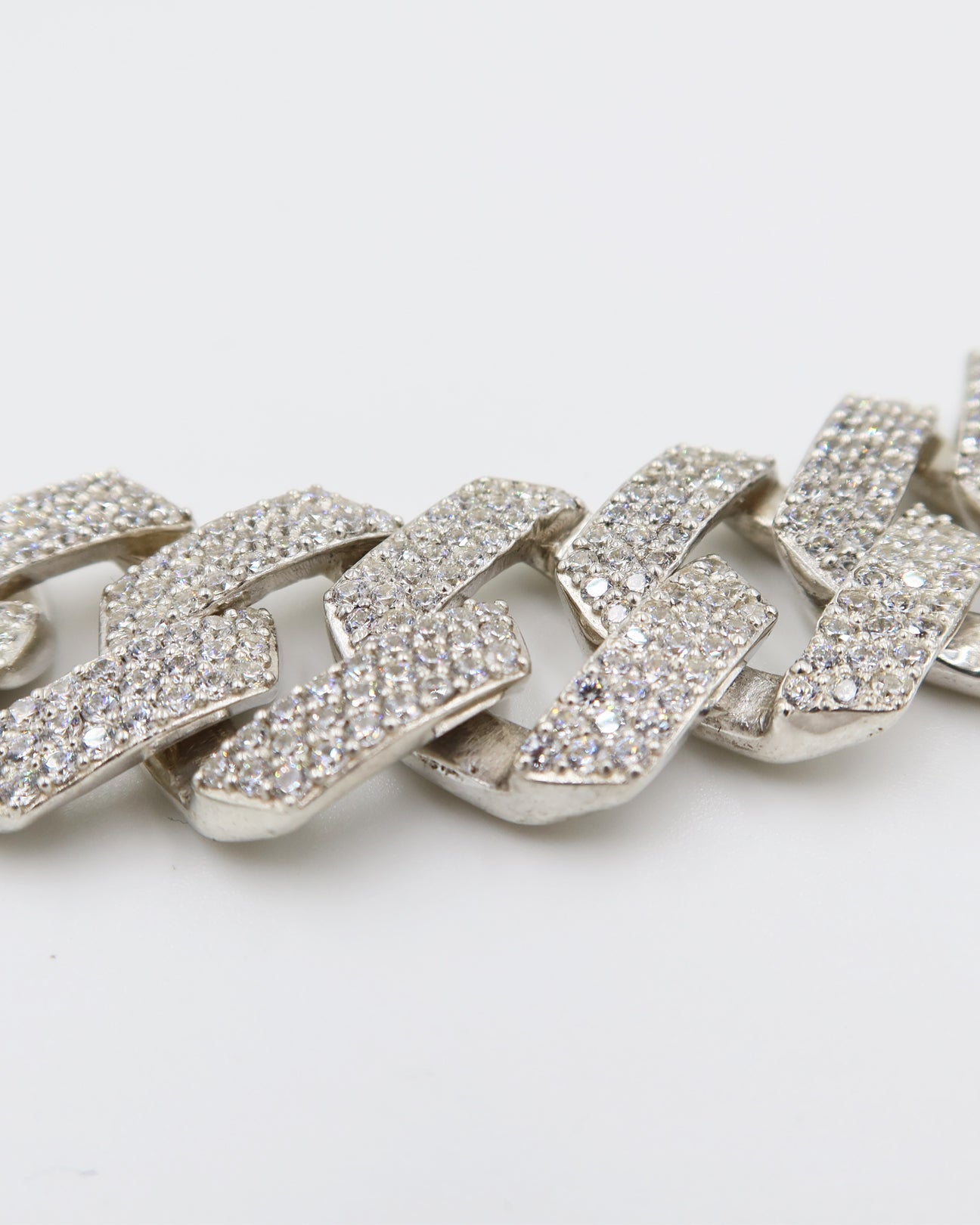 Montvell Sovereign™ Cuban Chain